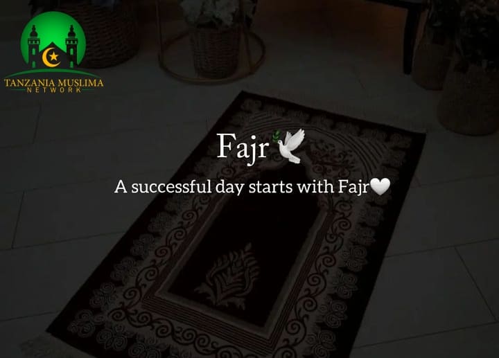 Unaweza ukahisi Fajr Ni Vita ya kwanza asubuhi lakini sivyo... Ni namna njema na nzuri ya kuianza siku. #TeamFajr #Fajr #FajrReminders #Islam #Muslim #Alhamdulillah