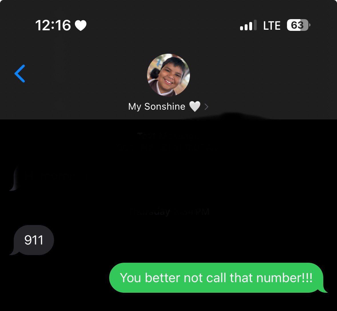 _ejmluv's tweet photo. *elias calls me after these texts*
E: I wasn’t calling the cops mom, I was texting you to tell you we’re having an emergency!!!
Me: what’s happening?!? Ok I’m on my way what happened eli!? Are you and your brother ok?!
E: yea Jerry just won’t share me chips!!

😩😭💀 PLS! WHY?! https://t.co/DQEuifOvH6