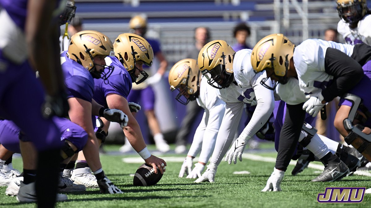 FEATURE | JMU set a high-energy, competitive tone early in spring ball. On Saturday at the Spring Game, JMU Nation will get its first look at the 2024 Dukes, under new head coach Bob Chesney. 📰 bit.ly/3Jka4jF #GoDukes