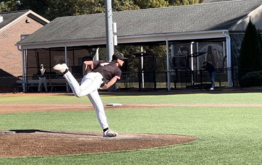 #RSAscouting we would like to welcome 2025 RHP Justin Davis from Apex HS, NC and Team Elite Platinum. Justin is coming off TJ Surgery but was upper 80’s before injury.We are excited to help Justin and his family in the recruiting process and help find the right school for him.