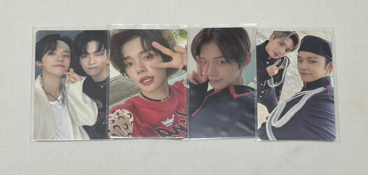 ꒰ ⭐️ help rt! ꒱ 
wts lfb txt

₱ 1,600 + lsf
* 3 days reservation/payo
❕set only

t. tomorrow x together pc photocard yeonjun foe escape cw chaotic wonderland limited lim b standard soobin taehyun 3rd hour