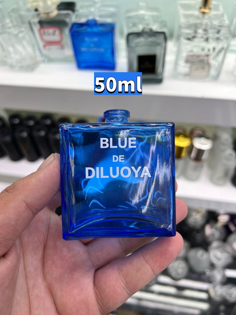 Perfumes Presents Enigmatic Elegance in a stunning blue bottle, containing 50ml of this captivating fragrance.

Contact me now, Customize a 50ml blue square glass bottle, the blue of the ocean will bring you a touch of mystery. 

#Perfumebottle #Blue #Mystery #GlassBottle