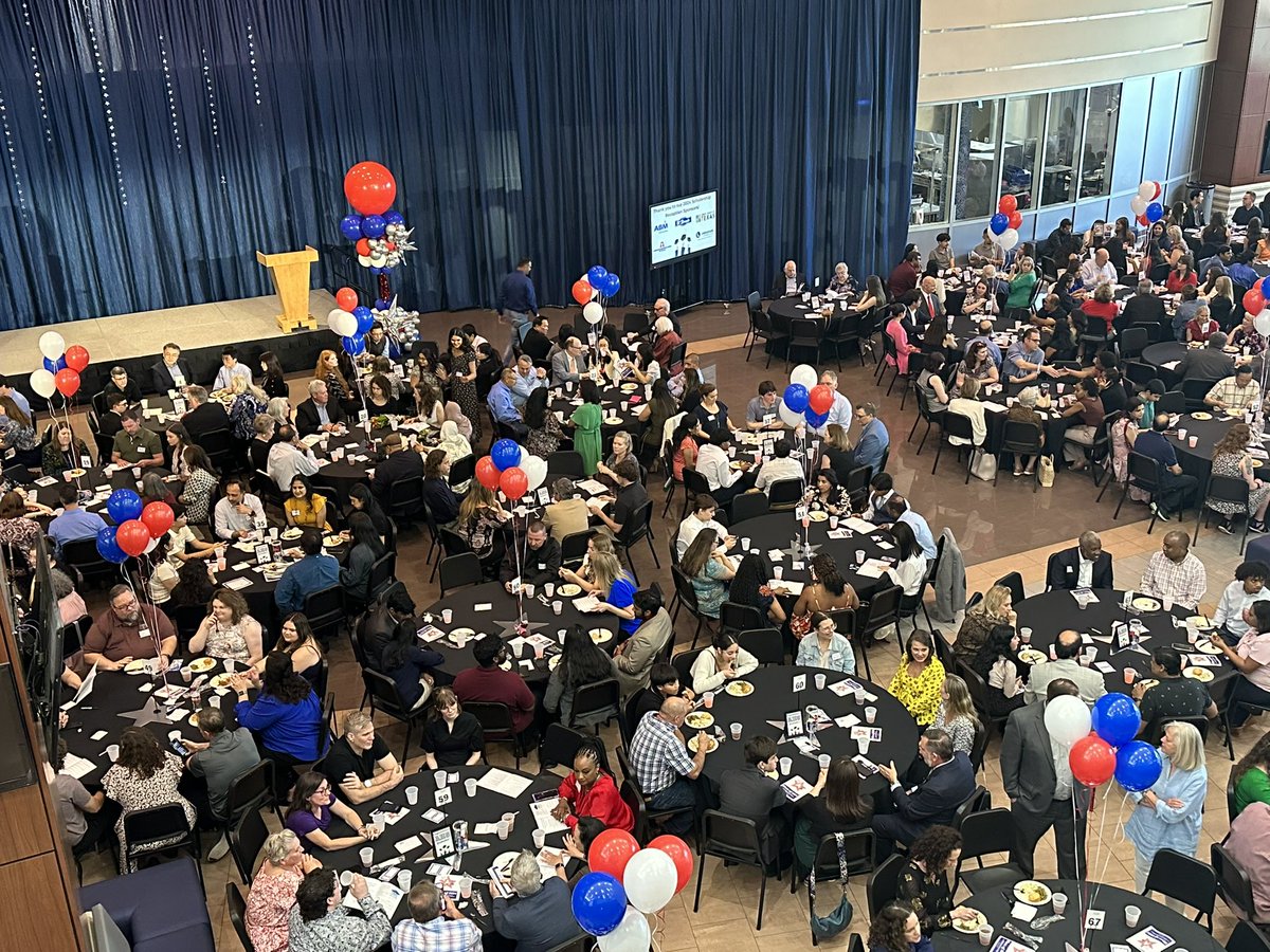 Robin Bullock tweet media