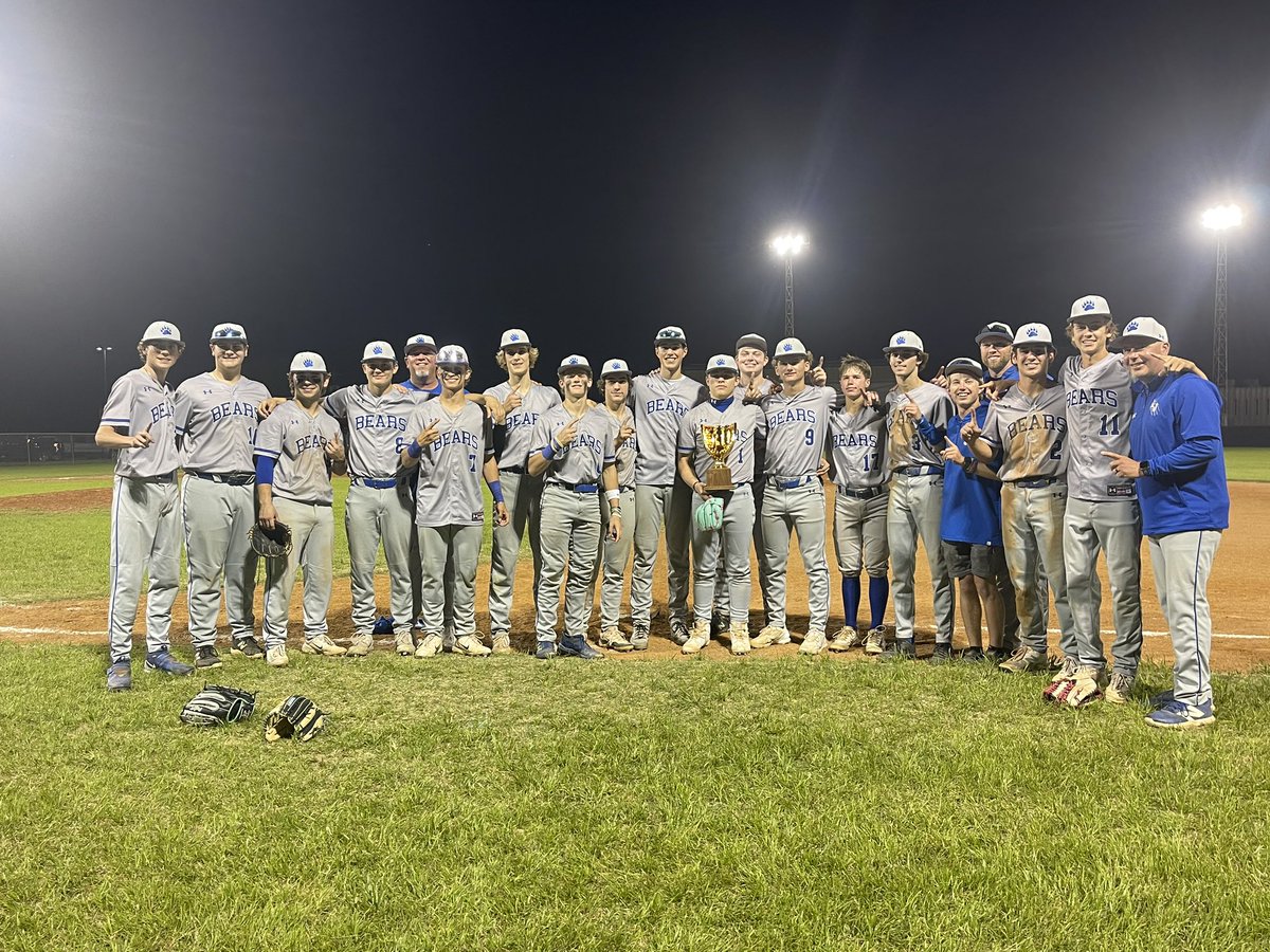 La Vernia High School Baseball tweet media