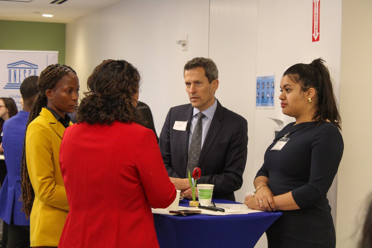 Today, representatives from <a href="/UNICEF/">UNICEF</a>, <a href="/Refugees/">UNHCR, the UN Refugee Agency</a>, <a href="/UNDP/">UN Development</a>, <a href="/UNESCO/">UNESCO 🏛️ #Education #Sciences #Culture 🇺🇳</a>, <a href="/ilo/">International Labour Organization</a>, and <a href="/UNDESA/">UN DESA</a>, alongside
<a href="/Kev_Palm/">Kevin Eustatia-Palm</a> &amp; <a href="/jurriaanm/">Jurriaan Middelhoff</a>, came together at the mission of #KingdomNL to shed light on the impactful initiatives of their respective <a href="/UN/">United Nations</a> Agencies during the #YouthForum2024 🇺🇳💪