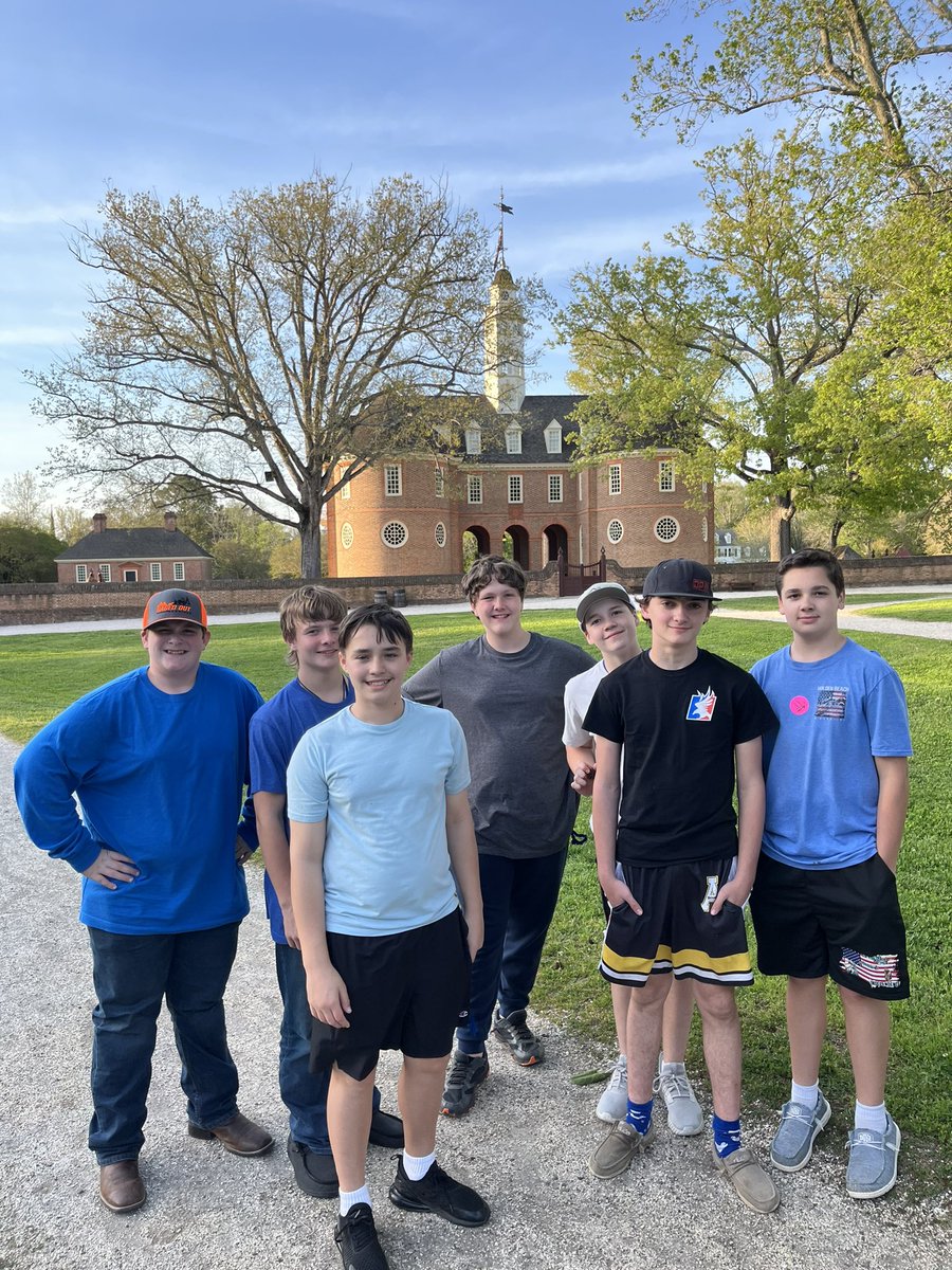 drbbettis's tweet photo. I have enjoyed hanging out with middle schoolers from @bethel_school today.  We had a tour of @UNC, traveled to Williamsburg, and participated in “Revolutionary Points of View”. #WeAreWatauga #bethelallin https://t.co/Yy6X9Lr3pC