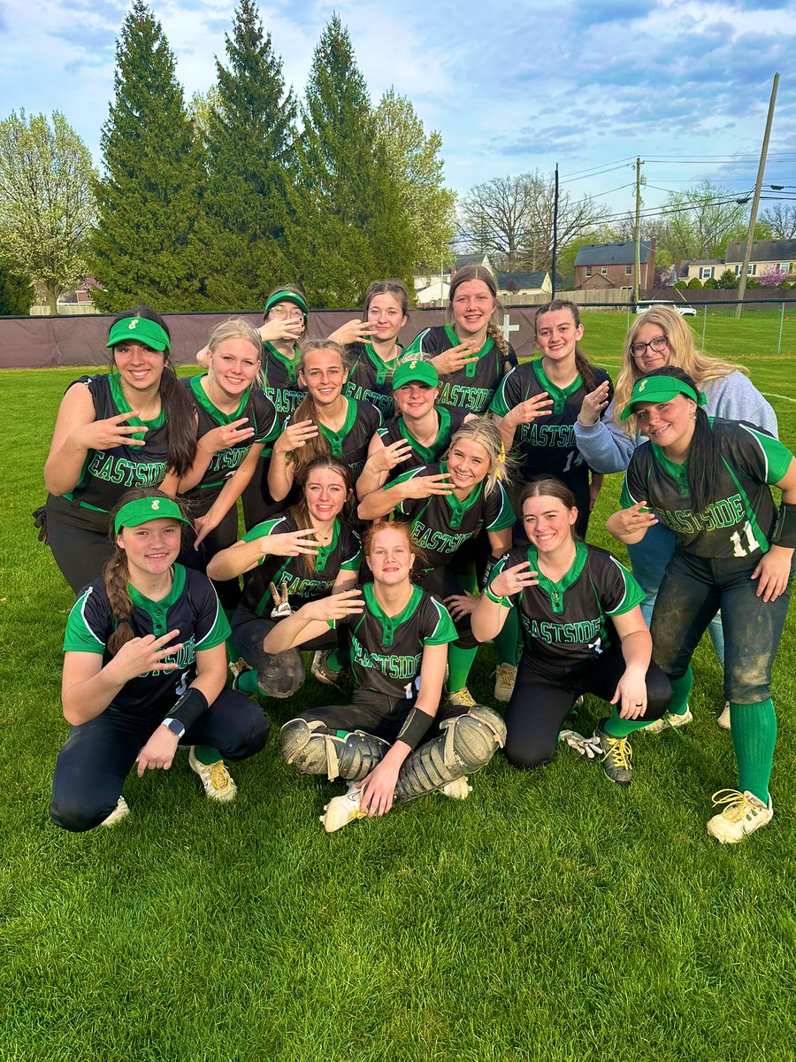 kemenhiser's tweet photo. EHS JV with a 13-3 win over Concordia. Great work tonight, ladies! 🥎

#BeUnbreakable https://t.co/FWpCt2GwQX