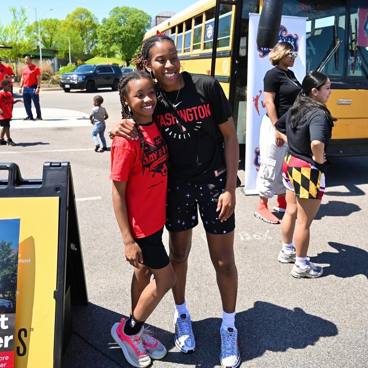 TheEventsDC's tweet photo. Head to toe family fun π₯°
The Third Annual Day of Play at RFK presented by @GiantFood was a grand slam! π
#PlayAtRFK https://t.co/vQSZreZwIS
