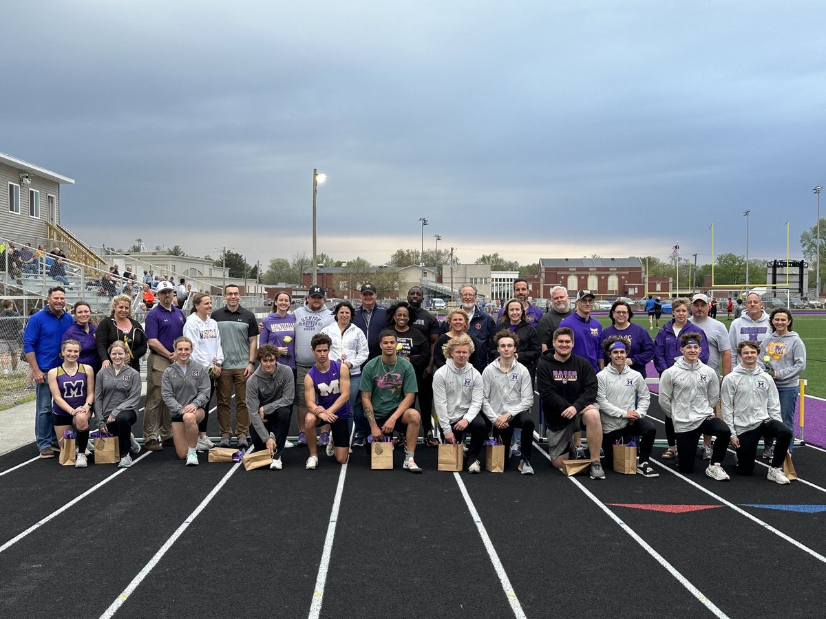 The Piatt-Macon County T&F meet got called just shy of completion. We did get to recognize some outstanding seniors! Congratulations to the senior Track & Field student athletes! Thank you for your commitment to our extracurricular programs! #GoSages #SeniorNight2024