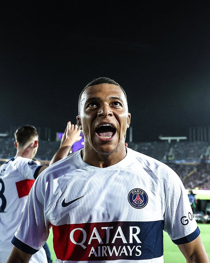 #ChampionsLeague #Brekko update: Barcelona had the worst loss, losing 4-1 to PSG. Dembele and Mbappe outdid themselves... Kylian Mbappe now has 41 goals in 42 games this season. 6 goals in 4 UEFA matches Who will win tonight? ARSENAL VS BAYERN MANCHESTER CITY VS REAL MADRID