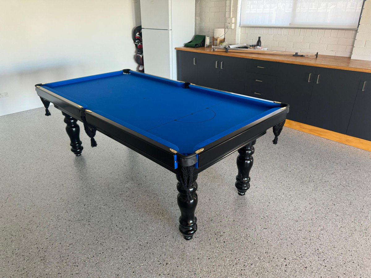 MasterBilliards's tweet photo. We travel all over!
Australian Made at Master Billiards in Minchinbury, this was custom made delivered &amp; installed at Benowa, Queensland #pooltable #snooker #mancave #gamesroom https://t.co/hRNmmTGRZE