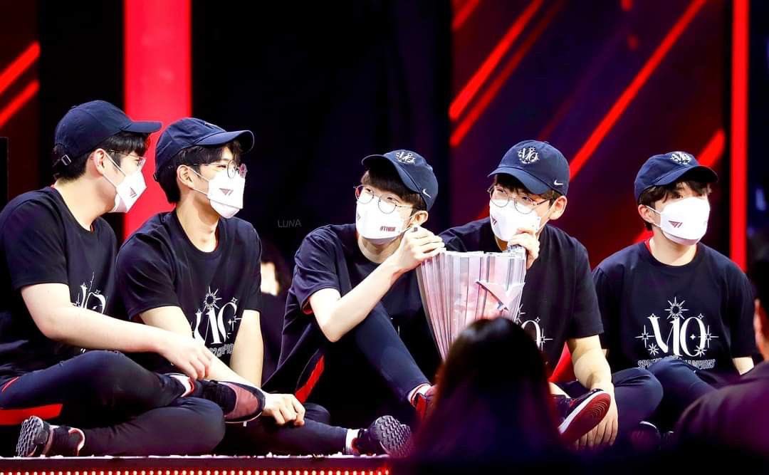 emptyTia's tweet photo. I love these pict sm 🥹🫳 https://t.co/8kGDBtm22z
