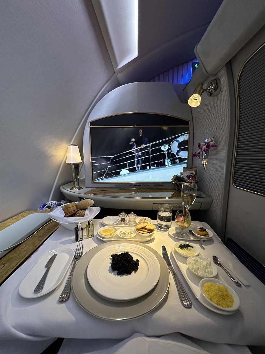 loldefi's tweet photo. 4 hour delay 
7 hour flight 
2 hours circling Dubai airport
Can’t land
2 hour diversion to Riyadh in Saudi Arabia 
1 hour refuel
Currently taking off to head back to Dubai and try to land again 

We running up the caviar tho bros https://t.co/BTjDioQb60