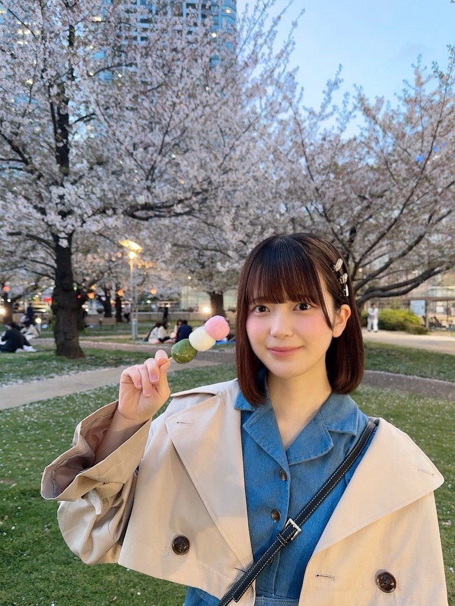 【拡散希望】
2024年6月18日に18歳を迎える ＃川村結衣 さんの生誕祭実行委員会を立ち上げました！！

#かわゆい の18歳の誕生日を一緒に盛り上げましょう♪

未経験の方、遠方にお住いの方も大歓迎！！
興味ある方はリプまたはDMへのご連絡お待ちしております💌💭

 #AKB48 #AKB19期生研究生