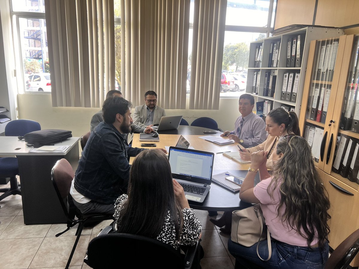 riobamba's tweet photo. El #CONGITUR2024 📚 está cada vez más cerca.
El @MuniRiobamba en conjunto con la @Unach_ec y la #ROITE planifican para el desarrollo del Primer Congreso de Gobernanza e Innovación Turística, te esperamos desde el 24 al 26 de abril.
✅ REGISTRATE AHORA: https://t.co/TzhSA8Mn52 https://t.co/F58swYhK7t