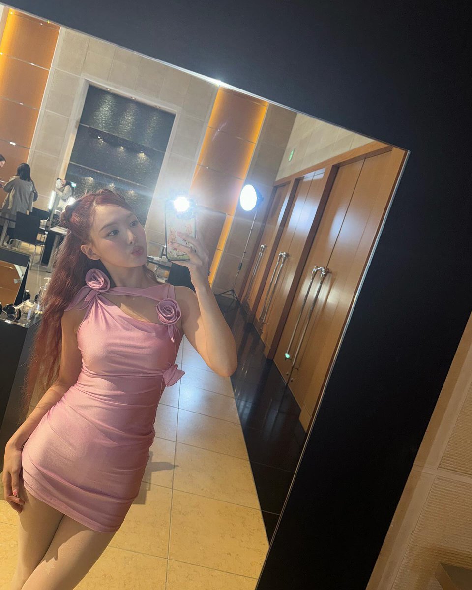 imnayeonarchive's tweet photo. IM NAYEON https://t.co/cO14ZQG8Ul