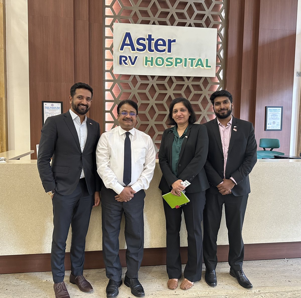 Great to meet with S Ramesh Kumar - CEO, Aster CMI hospital to hear about @ASTERHealthcare’s plans for growth 📈 in India 🇮🇳, focus on #technology and innovation in #healthcare and expansion plans. @Ednadsouza2 @ashwinr_dit @BosMadhukar