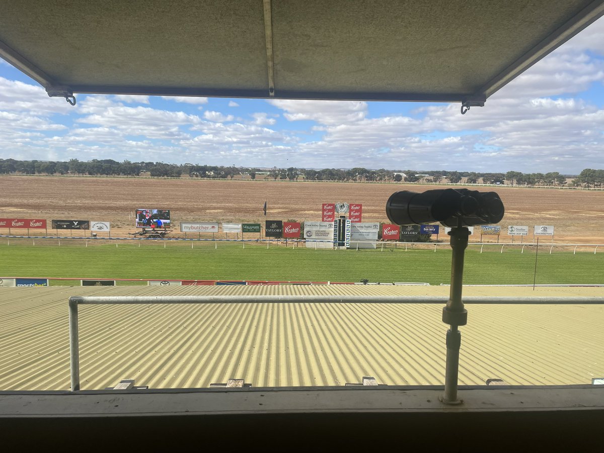 MarkRaceCalling's tweet photo. About to kick off an 8 race card here at Balaklava. 
Best bet R1: Gotta Go Guru
Best Value R8: Tales of Conflict 

Good luck to everyone have a punt at Balaklava today https://t.co/MpknnWxCad