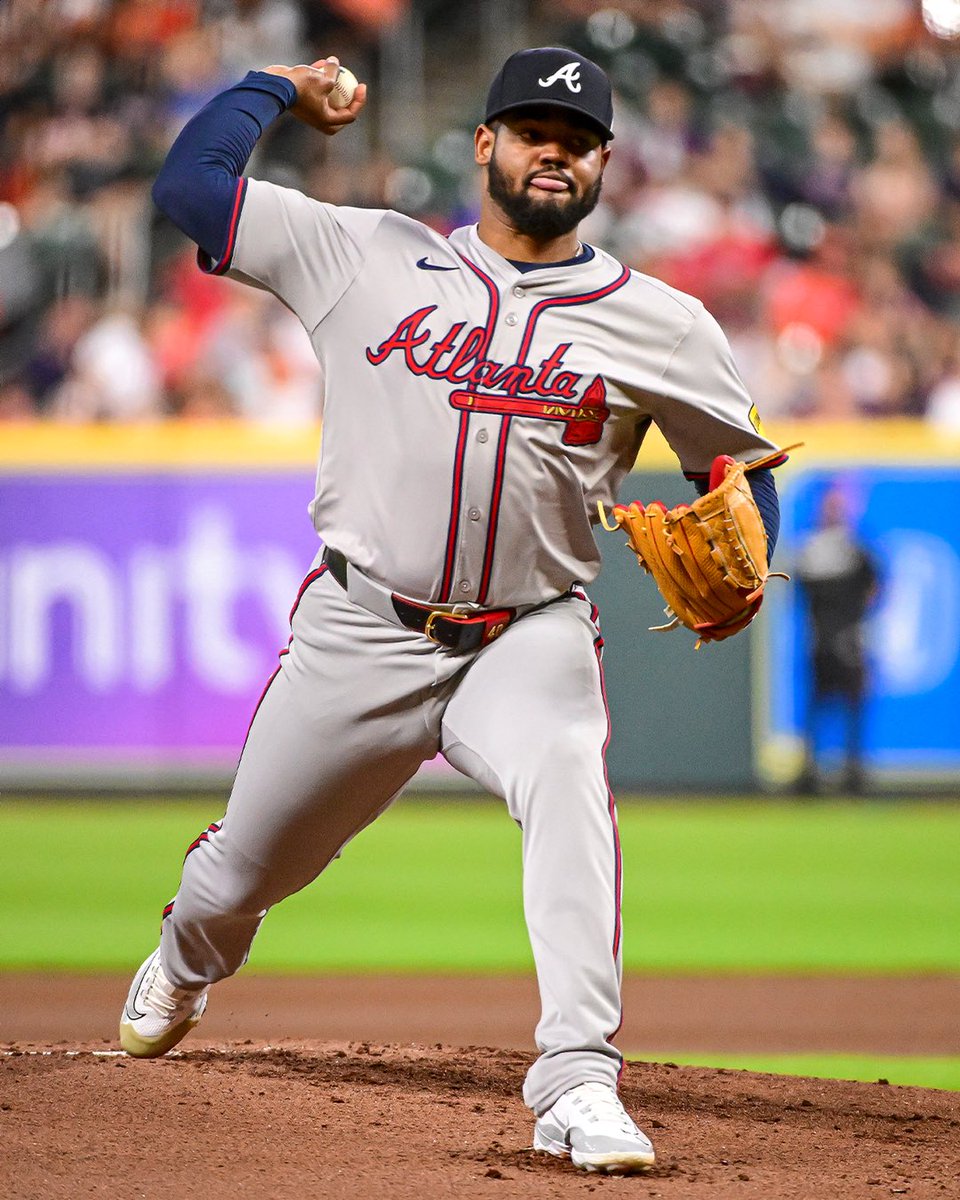 MLBStats's tweet photo. Reynaldo López’s first three starts as a full-time SP with the @Braves:
First start: 6 IP, 4 H, 1 ER, 5 K
Second start: 6 IP, 3 H, 0 R, 6 K
Tonight: 6 IP, 4 H, 0 R, 7 K

His 0.50 ERA is currently third-best in MLB. https://t.co/eB7bXfRziz
