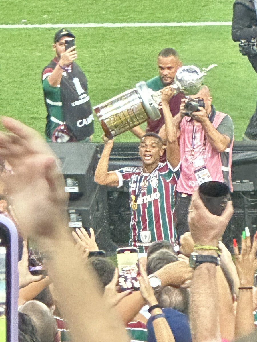 FLUZUD0's tweet photo. @David_Braz Chama os Guerreiros! https://t.co/OH6DNzMDxz