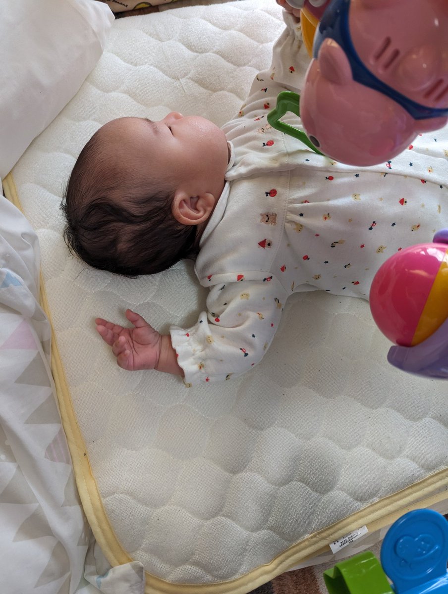 tata22421922's tweet photo. 今日で3ヶ月になりました👶
8年ぶりの出産に不安がいっぱいだったけど、無事生まれてくれてありがとう♡ https://t.co/dppNOCahBf