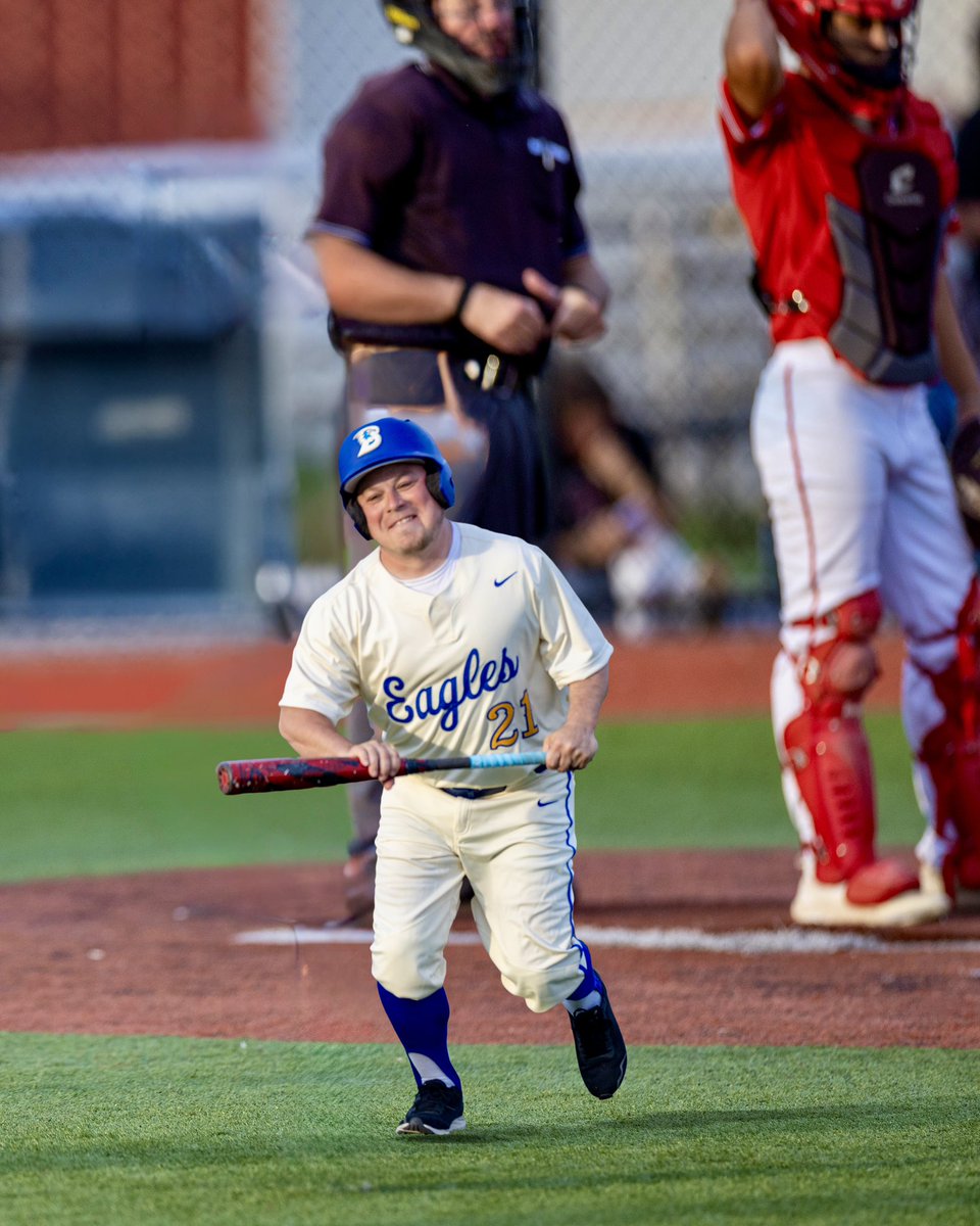 Tommy Hays Photography (@tommy_hays) on Twitter photo I bet <a href="/Coach_Connors/">Greg Connors</a> never plays Fantasy Football AGAIN……, seriously though, we appreciate your commitment to all of the Brock Athletes and Programs! <a href="/BrockAthletics/">Chad Massey</a> <a href="/brock_football/">Brock Football</a> <a href="/BrockEaglesBSB/">Brock Eagle Baseball</a> <a href="/brockeaglevb/">BrockEagleVolleyball</a> <a href="/Brock_Golf_/">BrockGolf</a> <a href="/BROCKTXGBBALL/">Brock Lady Eagles Basketball</a> <a href="/HoopsBrock/">Brock Eagles Basketball</a> I bet <a href="/Coach_Connors/">Greg Connors</a> never plays Fantasy Football AGAIN……, seriously though, we appreciate your commitment to all of the Brock Athletes and Programs! <a href="/BrockAthletics/">Chad Massey</a> <a href="/brock_football/">Brock Football</a> <a href="/BrockEaglesBSB/">Brock Eagle Baseball</a> <a href="/brockeaglevb/">BrockEagleVolleyball</a> <a href="/Brock_Golf_/">BrockGolf</a> <a href="/BROCKTXGBBALL/">Brock Lady Eagles Basketball</a> <a href="/HoopsBrock/">Brock Eagles Basketball</a>