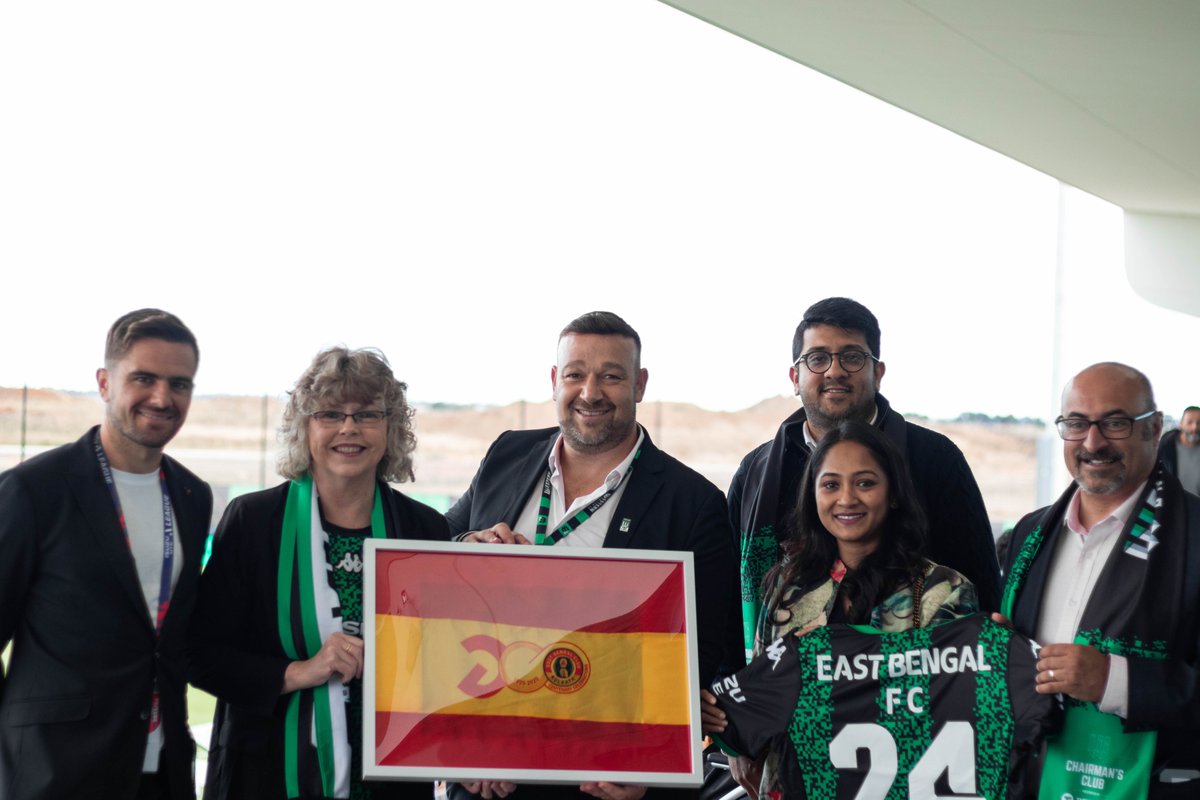 On Saturday, we were honoured to welcome @eastbengal_fc to Tarneit and receive a flag from our new friends, while presenting them with a Western United jersey. We are looking forward to continuing to explore avenues to work together and grow our respective clubs into the future.