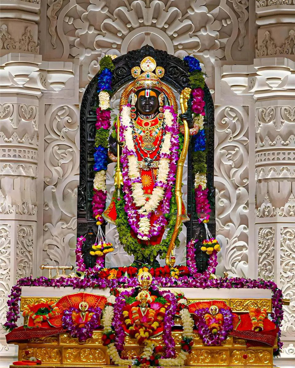 भगवान राम के जन्मोत्सव रामनवमी की हार्दिक शुभकामनाएं.. ❣️ मर्यादा पुरुषोत्तम श्री राम की तरह सबको प्रेम से साथ लेकर आगे बढ़ें, उनकी कृपा एवं आशीर्वाद आप पर बनी रहेगी। जय श्री राम 🚩🚩