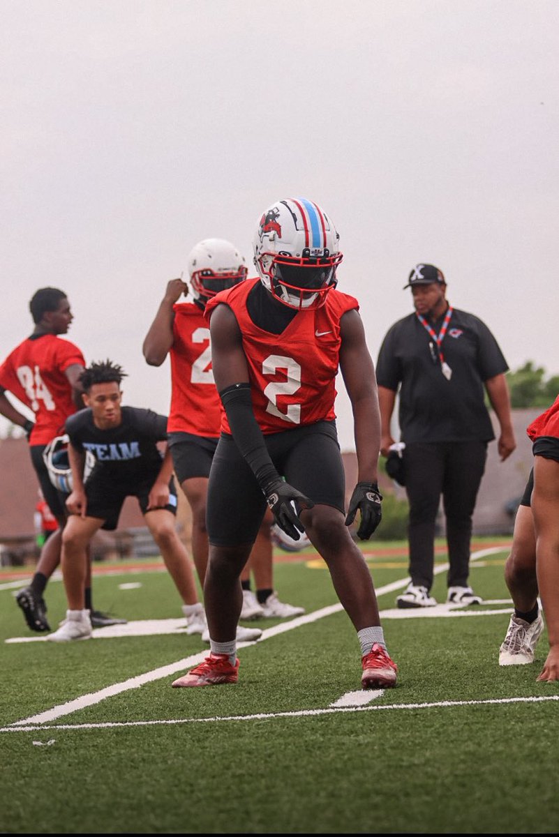 jadenrrion's tweet photo. Tmw full pads…all that tuff talk finna end nd imma show em who i rlly am📝🤝🏾 https://t.co/vKUEHaThQt