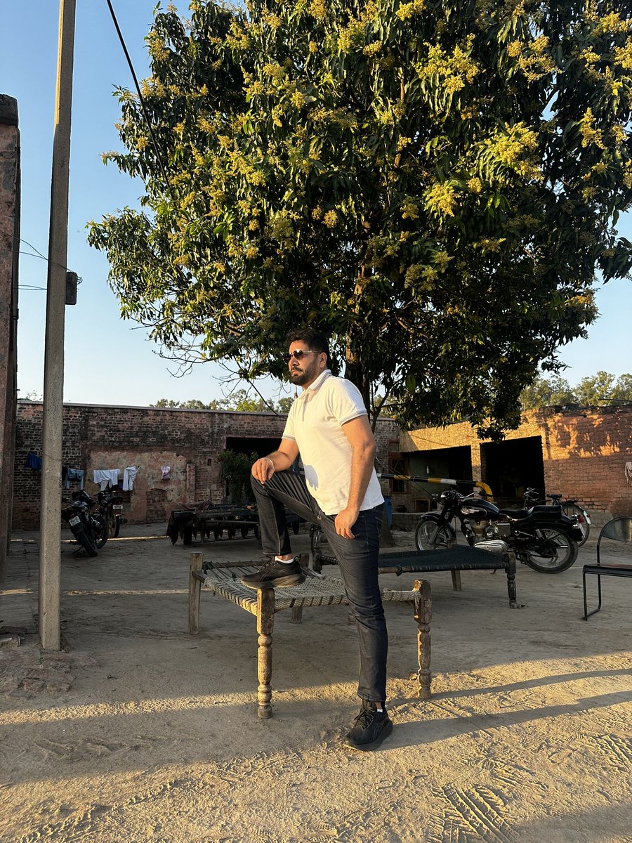 JJassiOfficial's tweet image. Sat sri Akaaal jiii
Good morning 
Pind di Swer te shaam da jawab nai bai
#Punjab #pind #jasbirjassi