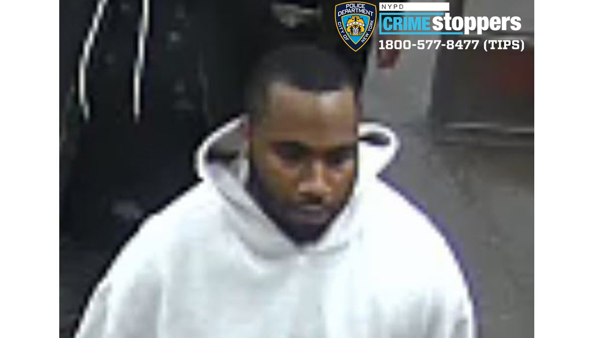 🚨WANTED-HOMICIDE: 3/3/24 approx. 10:37PM, rear of 2949 Fredrick Douglas Blvd @NYPD32PCT Manhattan. The suspect shot a 33-yr-old male victim causing his death.  Any info call us at 800-577-TIPS or anonymously post a tip to crimestoppers.nypdonline.org    Reward up to $3,500