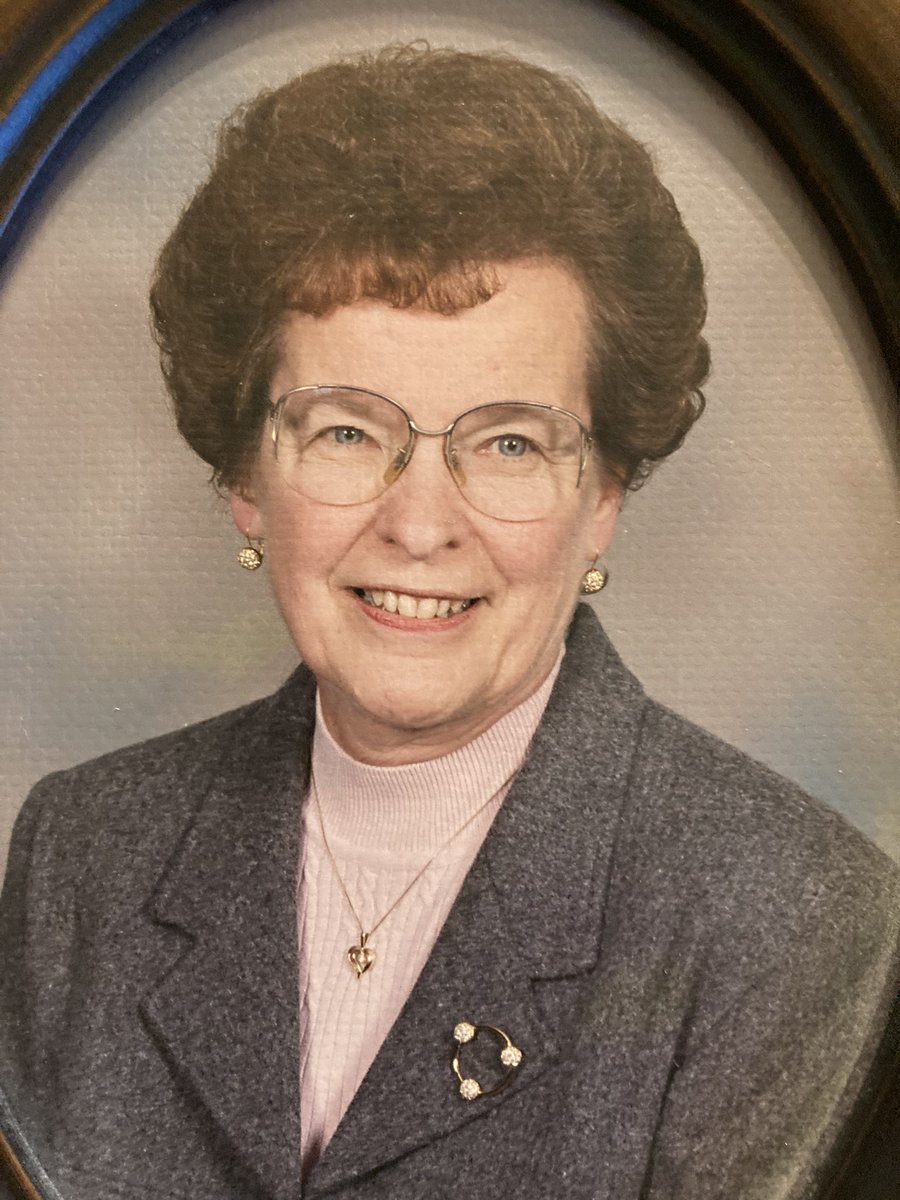 ADEastKnox's tweet photo. I rarely post personal information, but this is for all my Bulldogs (athlete or not) today. My Mom passed away today. She was amazing person I wish you all could have met. She would have loved East Knox. That said, if Mom were here today, she would say “Be a Good Person” #ByeMom https://t.co/Y7JuCDKiwz