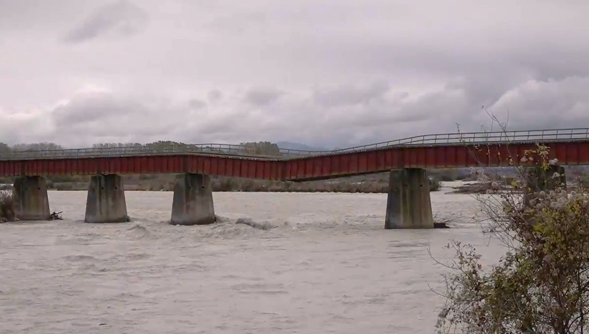 New #railsafety inquiry. Rail bridge sagged after bridge pier went missing in flood waters. No trains on  bridge, all trains prevented from crossing bridge. Incident: Bridge 57 over Rangitata River, 12 Apr, nr Ealing , Canterbury taic.org.nz/inquiry/ro-202… #InfrastructureSafety