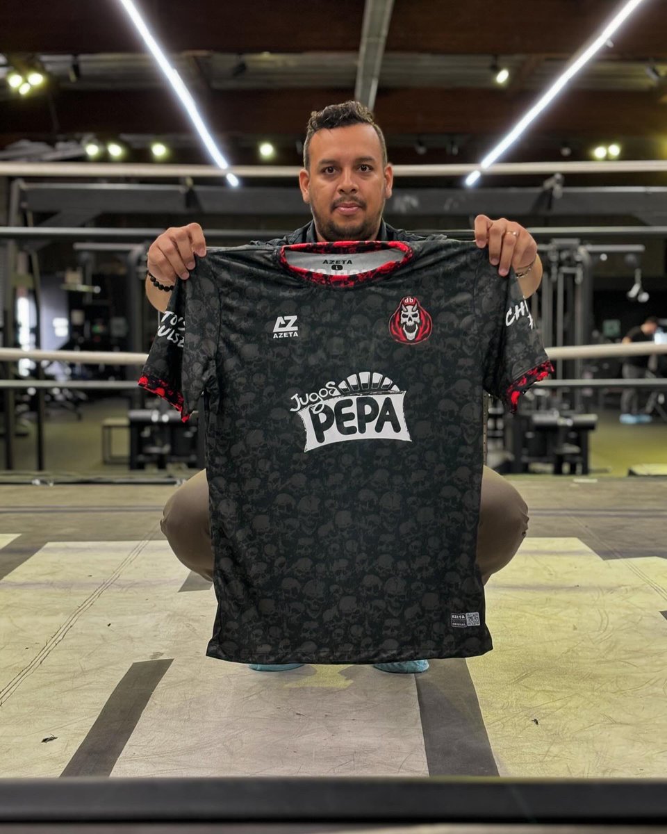 Deathbrainteam tweet media