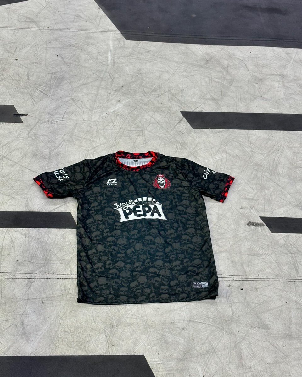 Deathbrainteam tweet media