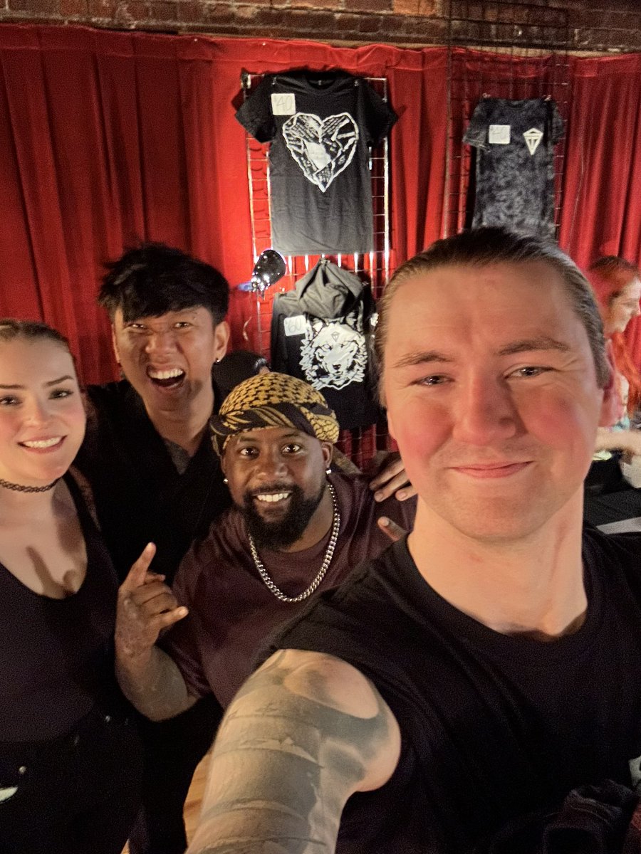 Syd_6898's tweet photo. @SleepTheoryBand you guys killed it in Charlotte tonight! Great chatting with you! 🤘🏼🎸 https://t.co/upbUewPG0S