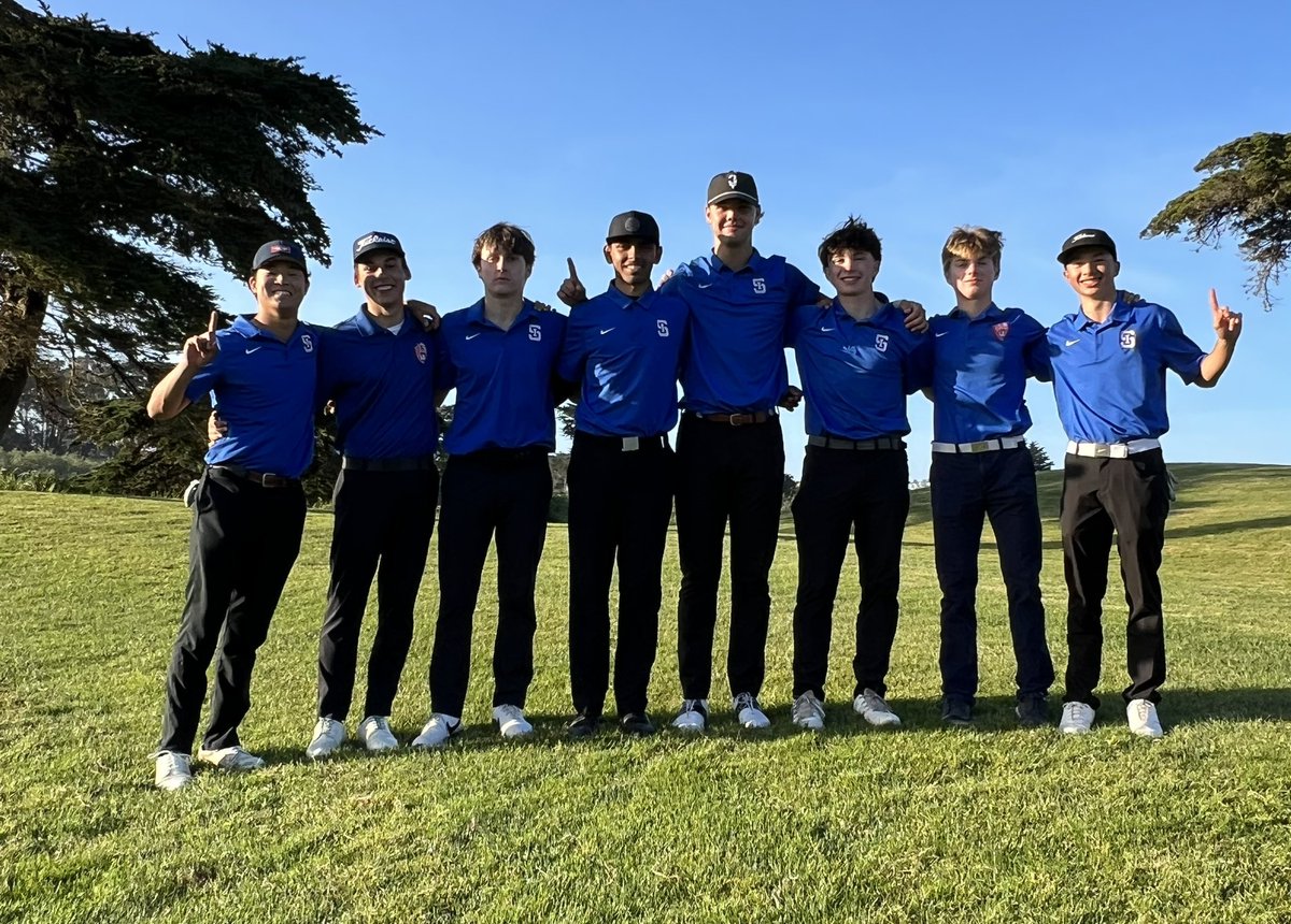 Varsity Golf Final @ Moffett Field Golf Course St Ignatius 186 Mitty 191 Co-medalists 🎖️ Teddy S Gardner 36 🎖️ Harry Goonetileke 36 - Dylan Wickum 37 - Daniel Doan 37 - Jayden Jew 40 - Declan Mahony 41 ‘Cats improve 13-0 Go Cat!!! 🔥🔥🔥