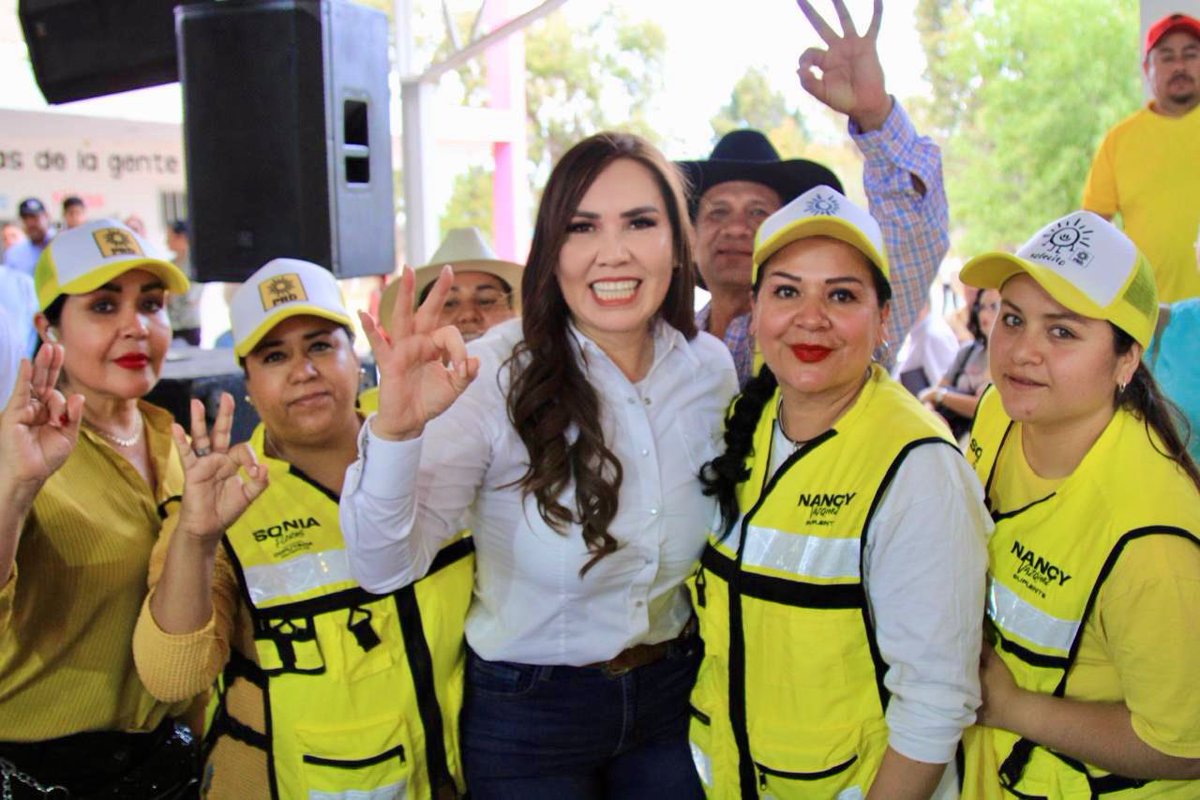 SoniaFloresArc1's tweet photo. Quiero llegar a la Cámara de Diputados para recuperar lo que nos han quitado, defender a Durango, a México y para trabajar unidos, con nuestro gobernador, ¡porque #TuFuturoEsAquí! https://t.co/8NZB4tGUcy
