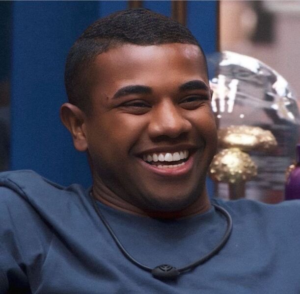 updatecultura's tweet photo. 🚨 É DA BAHIA! Davi é o CAMPEÃO do #BBB24. https://t.co/dLjRjG659k