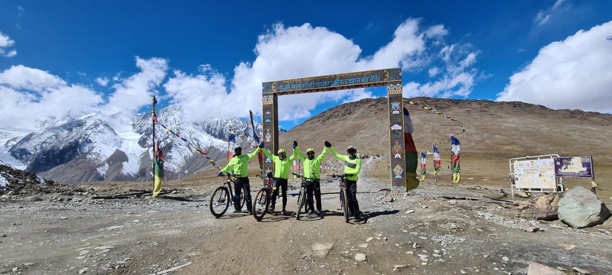 Inspiring bureaucrats of Himachal Pradesh to take up cycling for a purpose Shimla- Kinnaur- Spiti-Atal tunnel- Manali A journey filled with adventures with a mission Late post but worth mentioning indianexpress.com/article/cities…