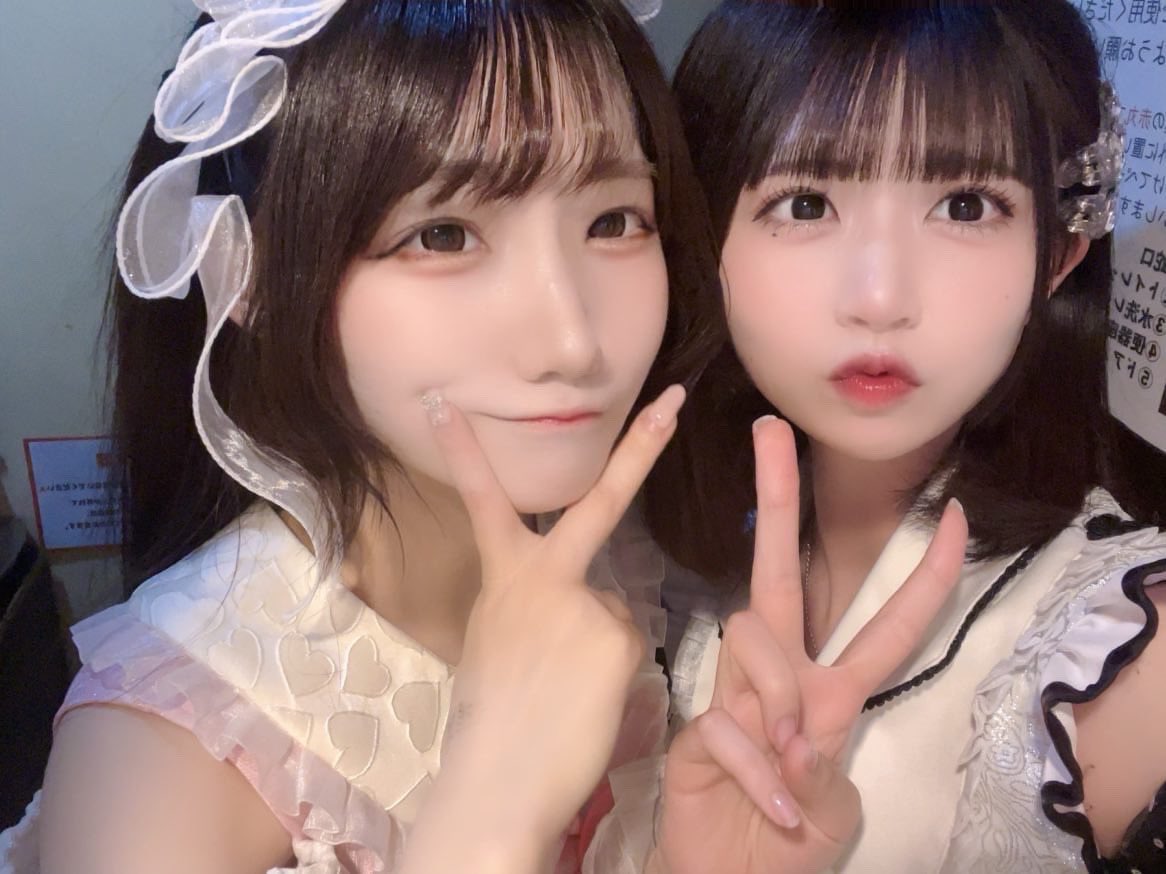 ひっさびさに会えたんだあ、♡
相変わらず可愛いしライブもほんとちょー可愛かった😻！らぶ！
またパフェ食べようね、した！

巻き込み注意！ https://t.co/cVoXH82gaS