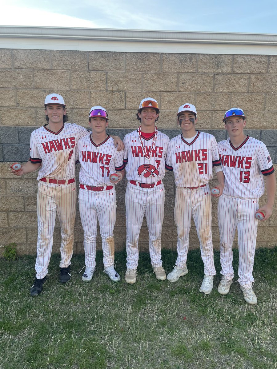 HT Hawks Baseball tweet media