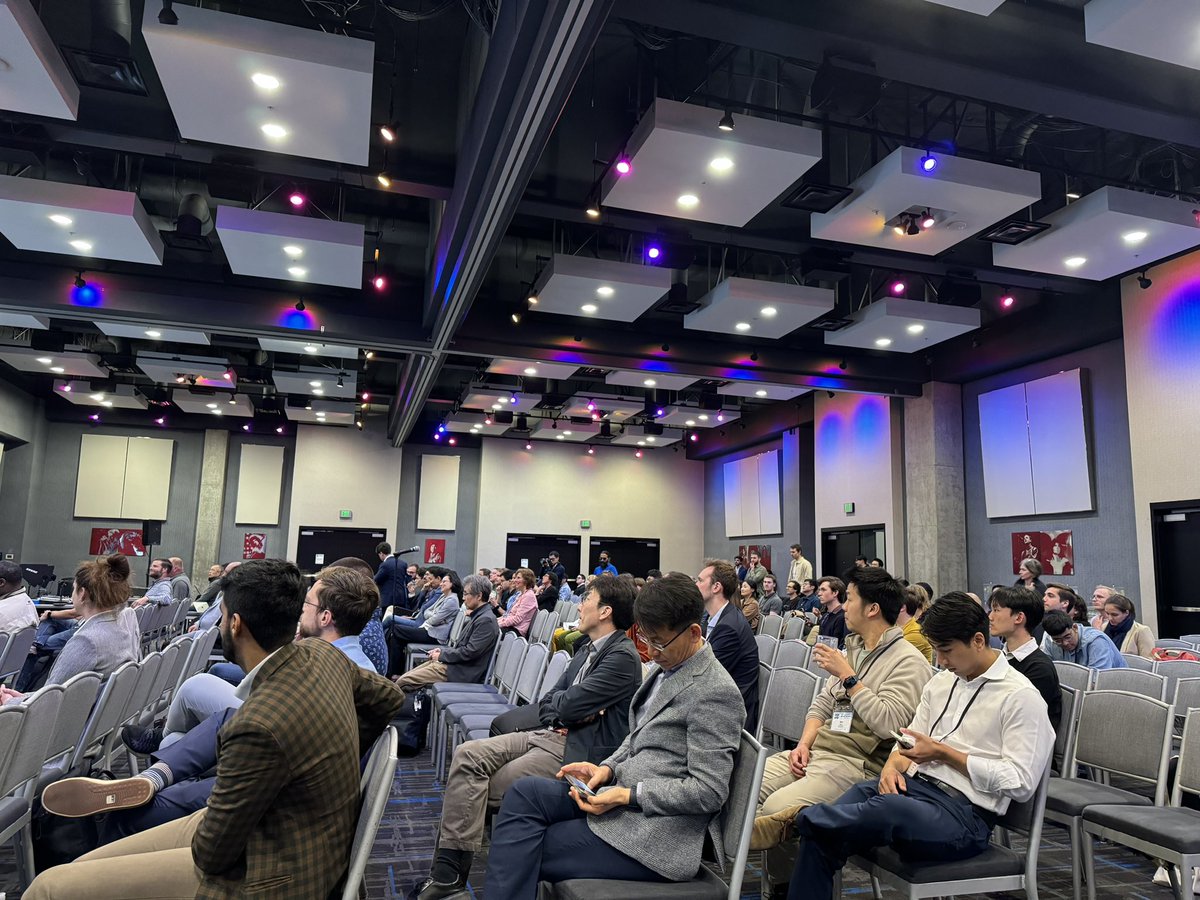 DhamindaA's tweet image. Presented our @tas_function Node multi-disciplinary paper on ‘Soft Gripping: Specifying for Trustworthiness’ at #RoboSoft2024 in San Diego. @OcadoTechnology