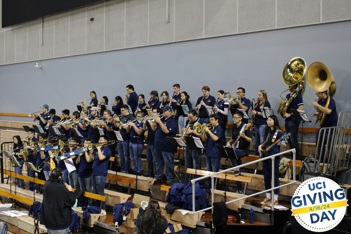 UCIband's tweet photo. Less than 4 hours left until #UCIGivingDay is over! It’s not too late to participate. Every gift counts-please visit https://t.co/XVDbyxWh1u to support the team #TogetherWeZot https://t.co/pcCl9d5odO
