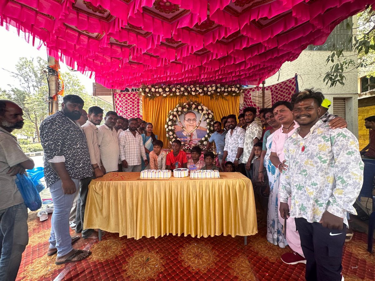 divyarkraj's tweet photo. ಕೃಷ್ಣ ಭೈರೇಗೌಡ ಸಾಹೇಬ್ರ ಅಧ್ಯಕ್ಷತೆಯಲ್ಲಿ ರವಿಯಣ್ಣನವರ ಮಾರ್ಗದರ್ಶನದಲ್ಲಿ ಜಕ್ಕೂರು ಕಾರ್ಪೊರೇಟಿವ್ ಸೊಸೈಟಿಯವತಿಯಿಂದ ನಡೆದ ಅಂಬೇಡ್ಕರ್ ಜಯಂತಿ
#divyar #ambetkar #JaiBheem https://t.co/J2DH0A5bbk