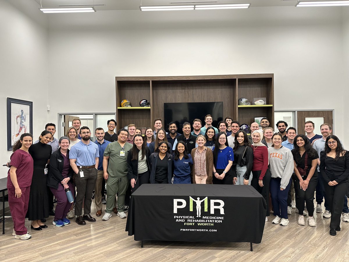 OmidR_PMR's tweet photo. Thankful for the opportunity to listen to everyone on the panel tonight. Big shout out to @dromarselod for putting together such an amazing evening and looking forward to the day I’m on the other side of that table! #PMR #Physiatry https://t.co/5211yLTbrS