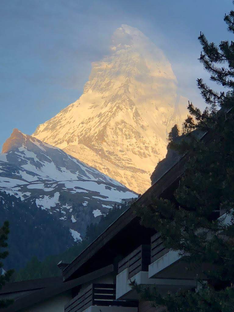 Mesmerising dawn in Zermatt as the Matterhorn’s peak blazes gold. 🔥 #matterhorn #zermatt #Switzerland