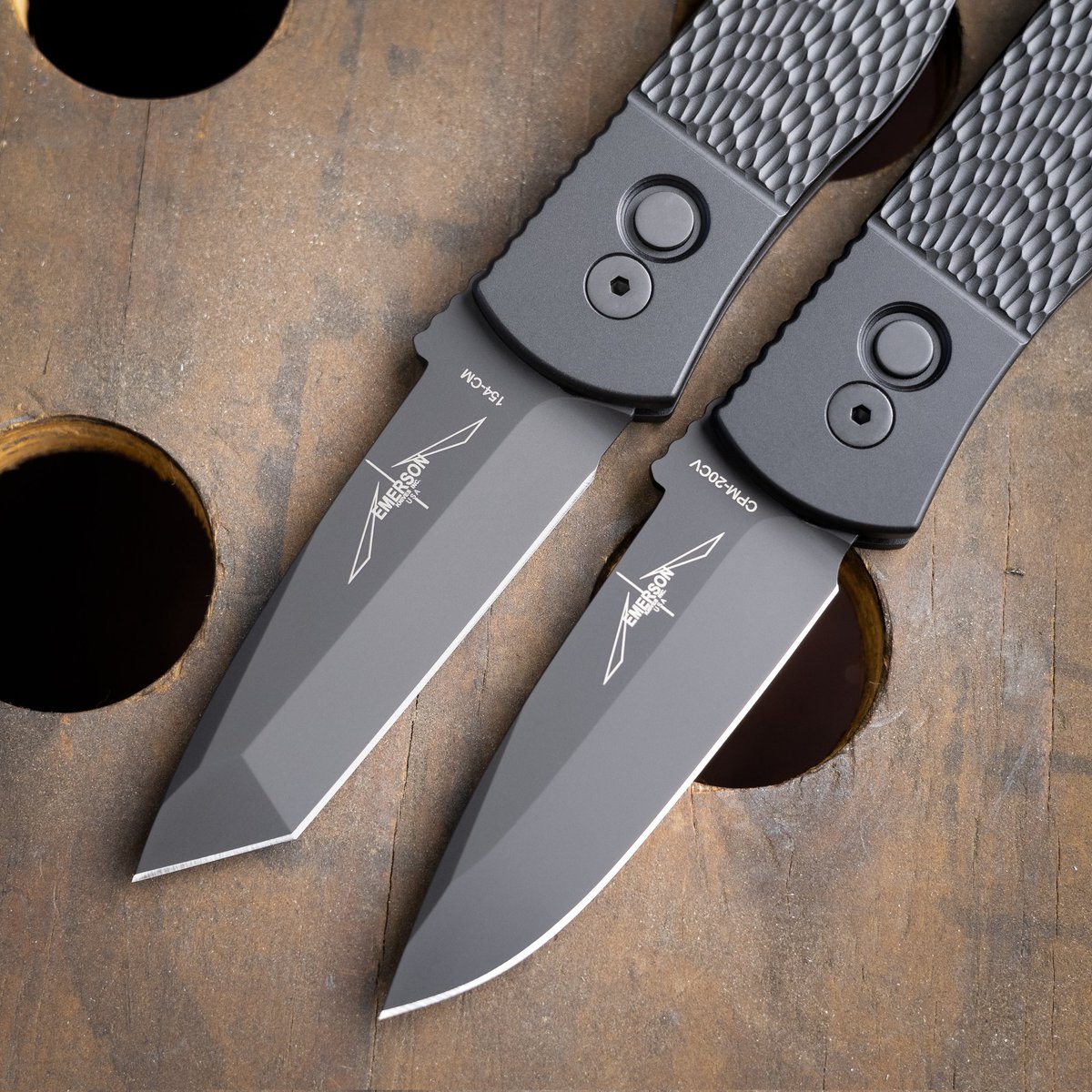 Pro-Tech Knives tweet media