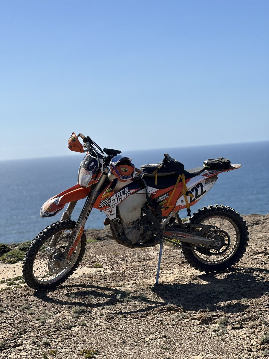 BrianBegin222's tweet photo. Ensenada - Cabo, 7 days, over 1500 miles, &amp; some good times with great people 🙌🏻🤙🏻🇲🇽 https://t.co/bRNXEb8O1O