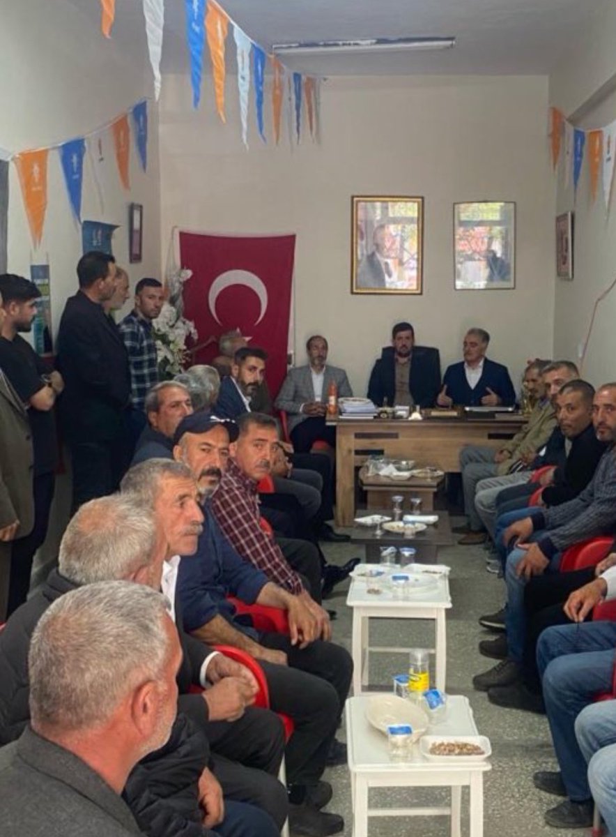 Çüngüş İlçe Başkanımız 
Sn. Ahmet AKMEŞE  İl başkan Yardımcımız Sn. Mehmet Arzu İlçe Koordinatörlerimiz Sn Ali Arslan Ve Sn İrfan Avşar'ın katılımıyla Haftalık Değerlendirme ve İstişare Toplantımızı Gerçekleştirdik...